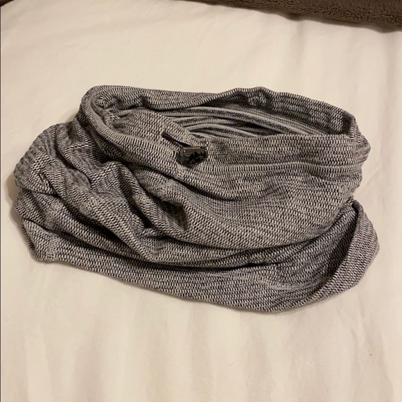 Lululemon neck scarf - Picture 2 of 4